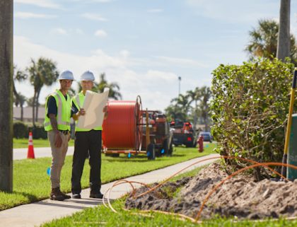 Trabajadores de la construcción al aire libre